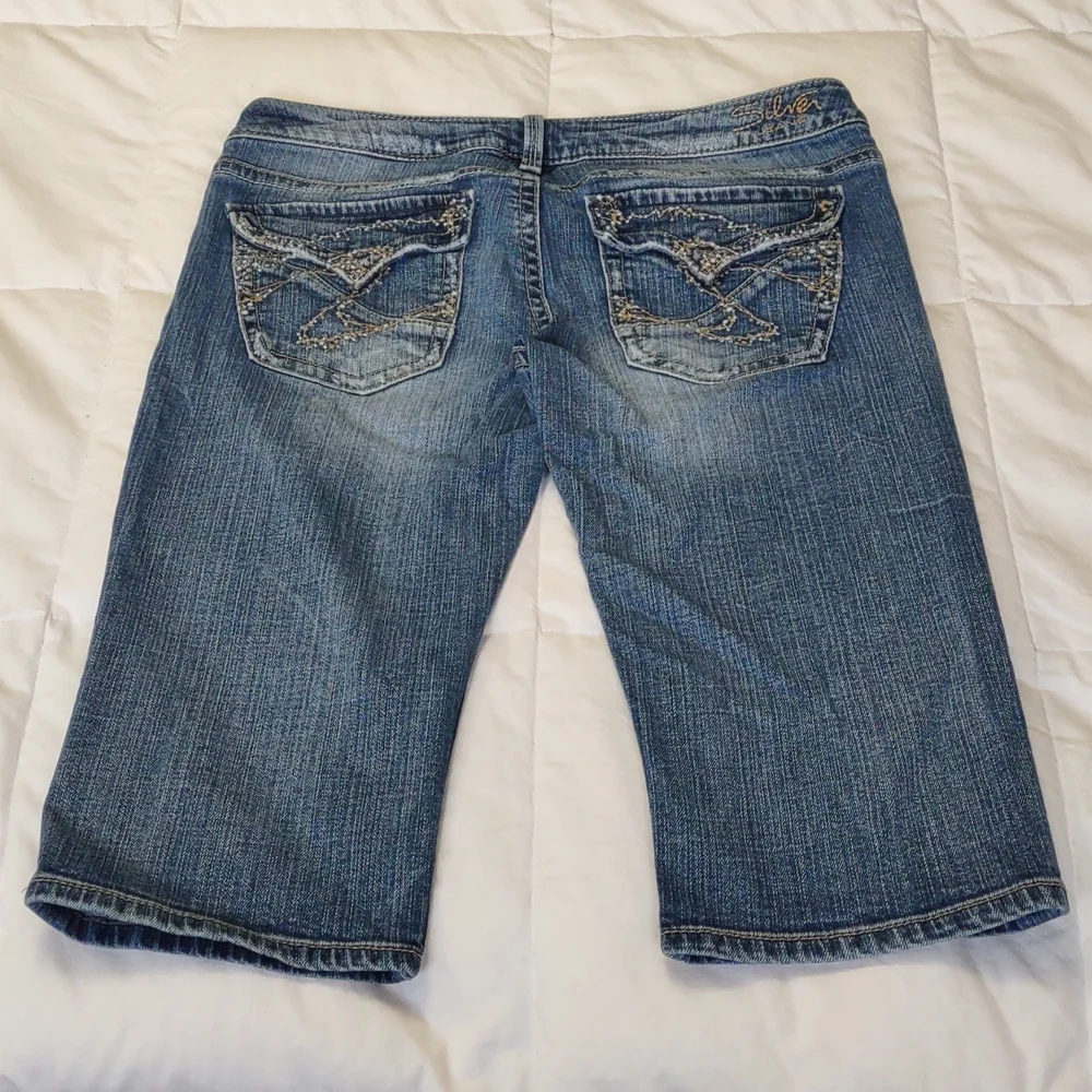 Capris - Picture 2 of 2